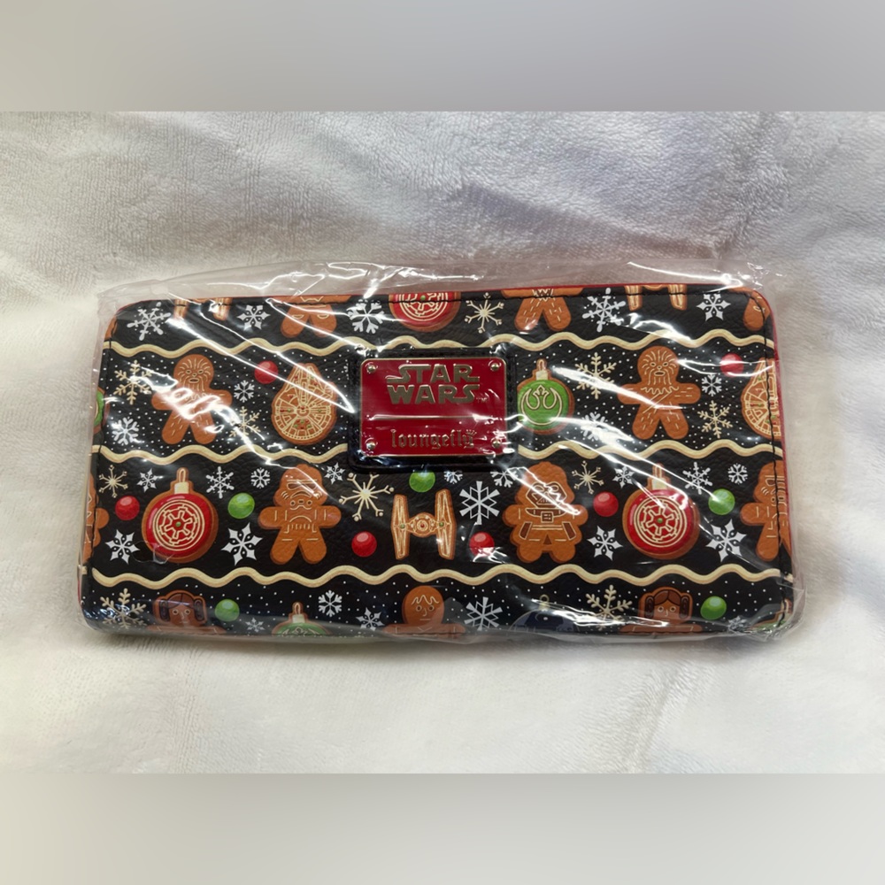 Loungefly X Disney Star Wars Gingerbread Cookie AOP Wallet Zip Around